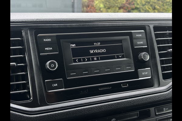 Volkswagen Crafter 2.0 TDI 141 PK DSG AUTOMAAT HIGHLINE+ / LED KOPLAMPEN / L3H3 / 3.000 KG AHG / 270 A DEUREN / AIRCO / CRUISE / BLUETOOTH / 3-ZITS