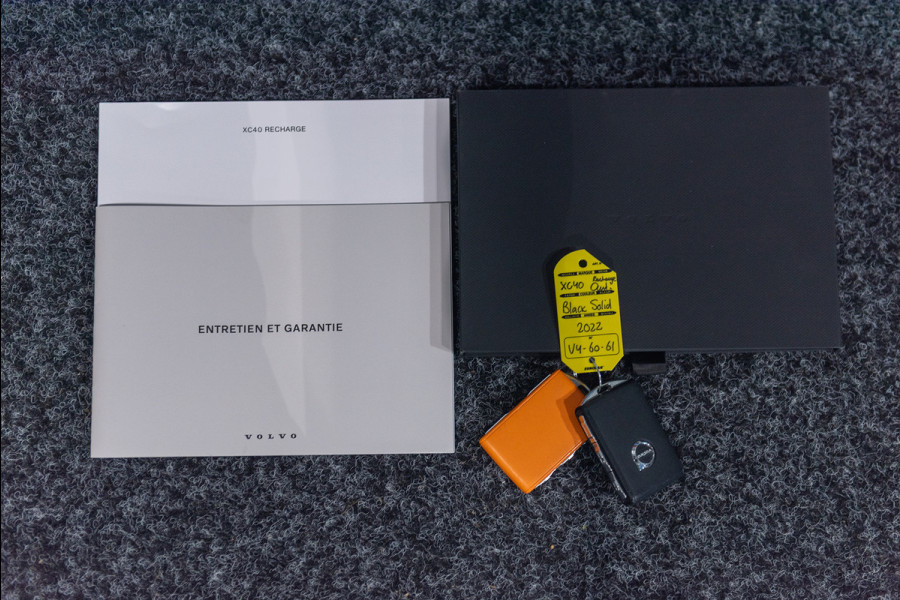 Volvo XC40 Recharge Aut. Luxe Stoelen Parkeercamera CruiseControl 231pk