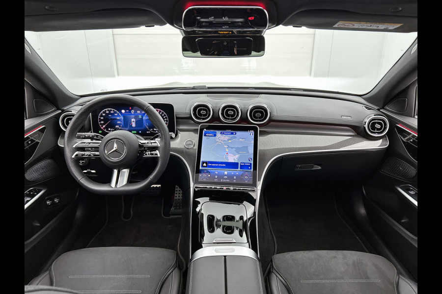 Mercedes-Benz C-Klasse Estate 300 e AMG Plug-In Hybride AMG Line | Trekhaak | Panorama Schuif-Kanteldak | Digital Licht | Rijassistentiepakket Plus incl. PRE-SAFE Inclusief 24 maanden MB Certified garantie voor Europa.