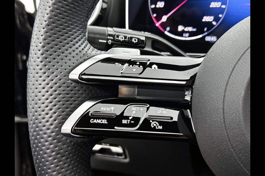 Mercedes-Benz C-Klasse Estate 300 e AMG Plug-In Hybride AMG Line | Trekhaak | Panorama Schuif-Kanteldak | Digital Licht | Rijassistentiepakket Plus incl. PRE-SAFE Inclusief 24 maanden MB Certified garantie voor Europa.