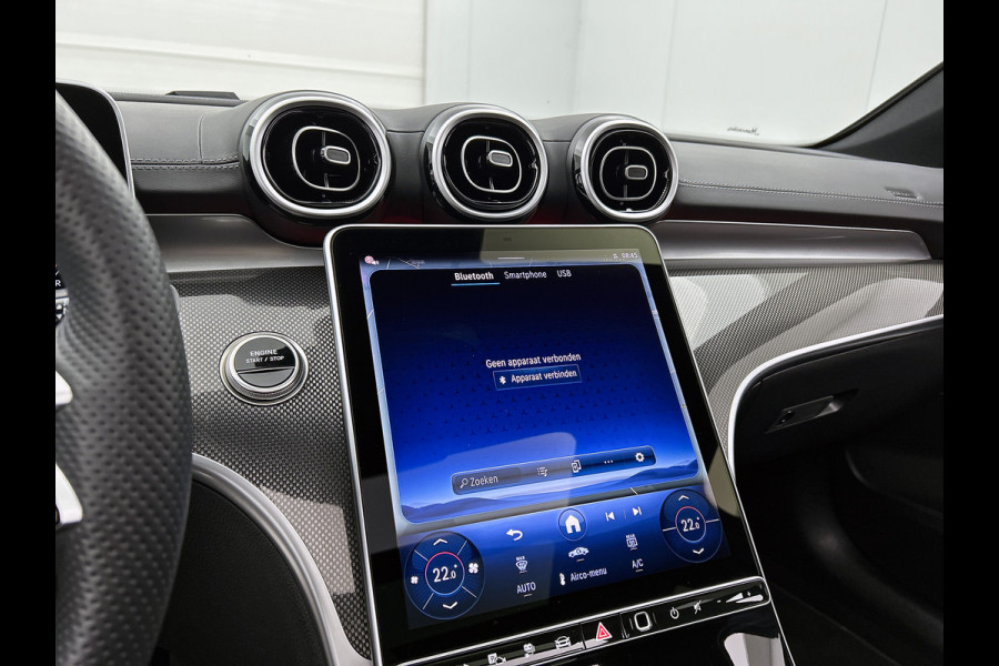 Mercedes-Benz C-Klasse Estate 300 e AMG Plug-In Hybride AMG Line | Trekhaak | Panorama Schuif-Kanteldak | Digital Licht | Rijassistentiepakket Plus incl. PRE-SAFE Inclusief 24 maanden MB Certified garantie voor Europa.