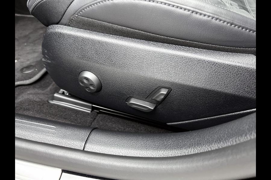 Mercedes-Benz C-Klasse Estate 300 e AMG Plug-In Hybride AMG Line | Trekhaak | Panorama Schuif-Kanteldak | Digital Licht | Rijassistentiepakket Plus incl. PRE-SAFE Inclusief 24 maanden MB Certified garantie voor Europa.