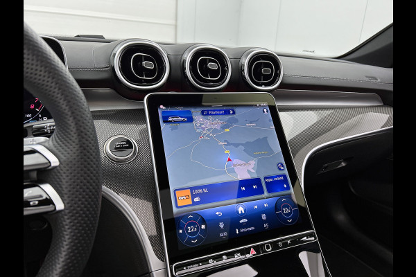 Mercedes-Benz C-Klasse Estate 300 e AMG Plug-In Hybride AMG Line | Trekhaak | Panorama Schuif-Kanteldak | Digital Licht | Rijassistentiepakket Plus incl. PRE-SAFE Inclusief 24 maanden MB Certified garantie voor Europa.