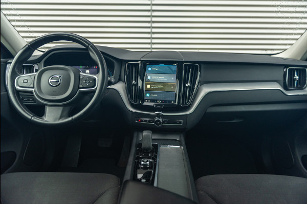 Volvo XC60 T6 Aut. LongRange Inscription Trekhaak Parkeercamera 350pk