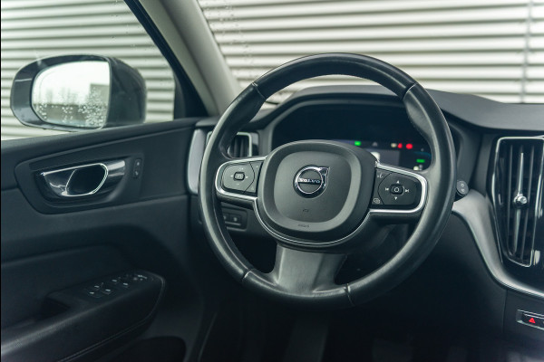 Volvo XC60 T6 Aut. LongRange Inscription Trekhaak Parkeercamera 350pk