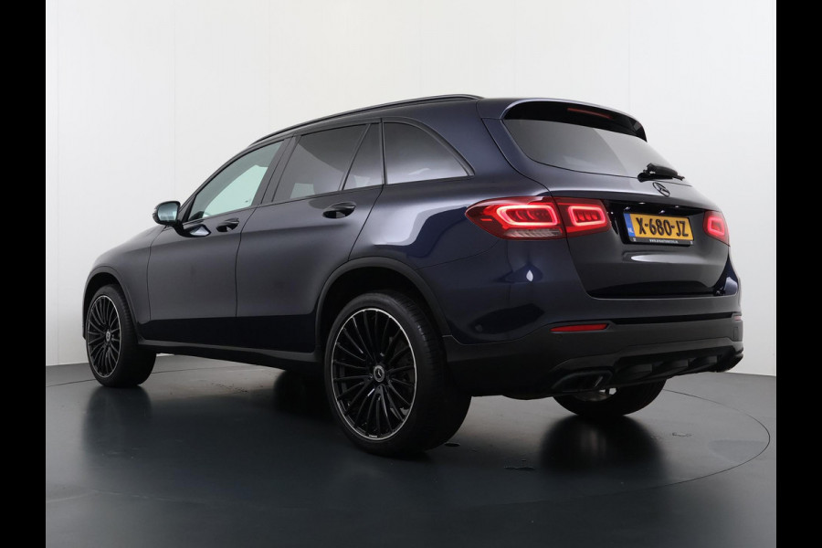 Mercedes-Benz GLC 300e 4MATIC Premium Plus VAN: €42.900,- VOOR: €39.877,- UW EINDEJAARSVOORDEEL: €3.023,- | PHEV PLUG-IN HYBRIDE | MEGA VETTE AUTO | PANORAMA DAK | 20INCH | CAMERA | ELEKTRISCHE KLEP | KEYLESS ENTRY + START | DODEHOEK | RIJKLAAR + 12 MND BOVAG GARANTIE!