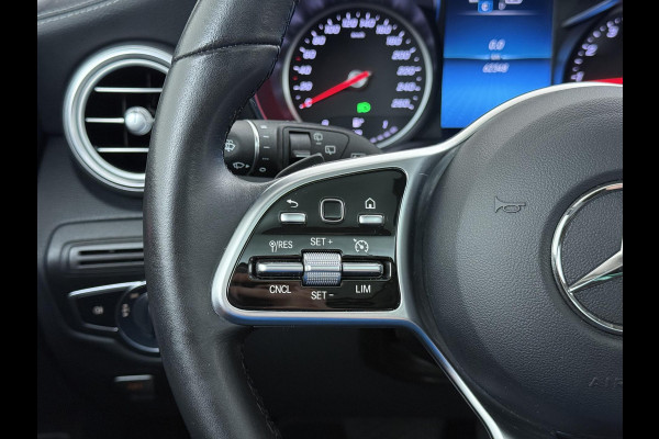 Mercedes-Benz GLC 300e 4MATIC Premium Plus VAN: €42.900,- VOOR: €39.877,- UW EINDEJAARSVOORDEEL: €3.023,- | PHEV PLUG-IN HYBRIDE | MEGA VETTE AUTO | PANORAMA DAK | 20INCH | CAMERA | ELEKTRISCHE KLEP | KEYLESS ENTRY + START | DODEHOEK | RIJKLAAR + 12 MND BOVAG GARANTIE!