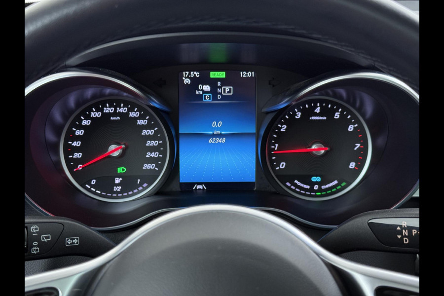 Mercedes-Benz GLC 300e 4MATIC Premium Plus VAN: €42.900,- VOOR: €39.877,- UW EINDEJAARSVOORDEEL: €3.023,- | PHEV PLUG-IN HYBRIDE | MEGA VETTE AUTO | PANORAMA DAK | 20INCH | CAMERA | ELEKTRISCHE KLEP | KEYLESS ENTRY + START | DODEHOEK | RIJKLAAR + 12 MND BOVAG GARANTIE!