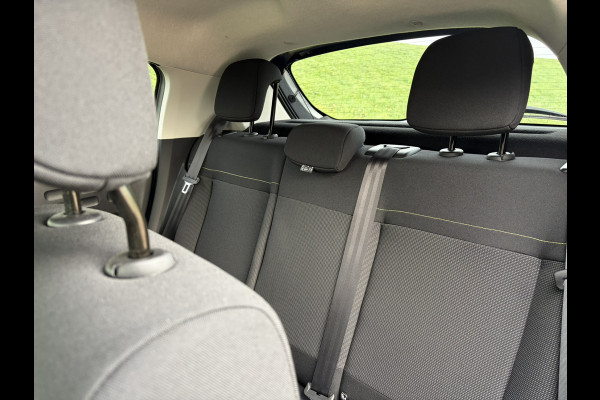 Citroën C3 1.2 PureTech Max OUTLET | SUPERDEAL | OPRUIMING Parkeer Camera | Apple Carplay | Keyless Entry | 16'' LMV |