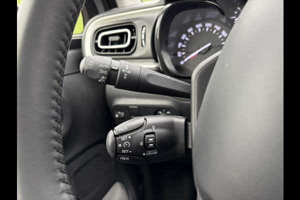 Citroën C3 1.2 PureTech Max OUTLET | SUPERDEAL | OPRUIMING Parkeer Camera | Apple Carplay | Keyless Entry | 16'' LMV |