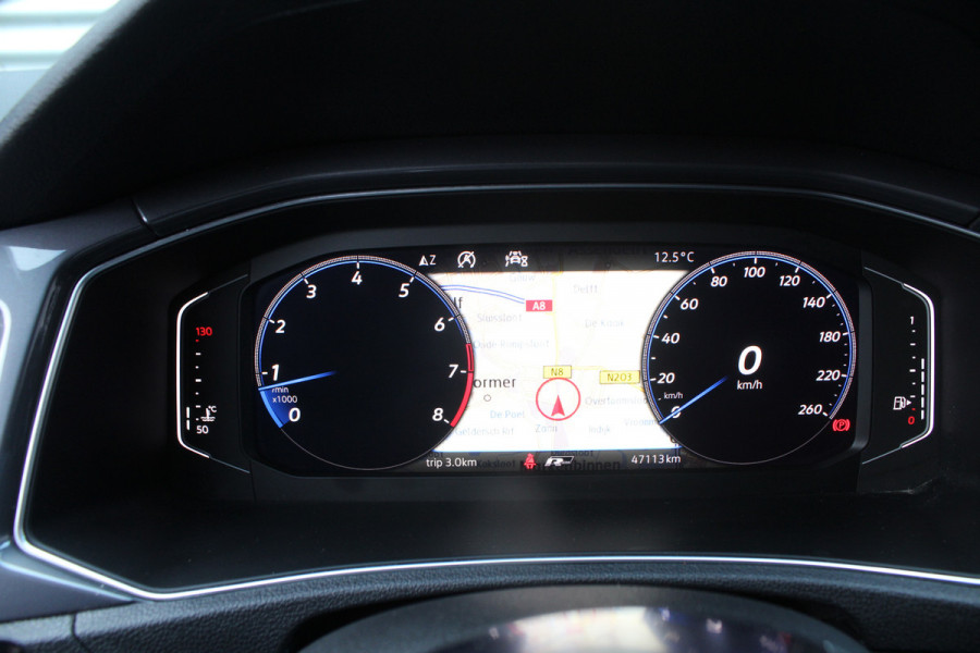 Volkswagen T-Roc 1.5 TSI 150pk Sport R Line NL-Auto NAP Clima Cruise Navi Camera Dig. Cockpit Keyless 18"LMV