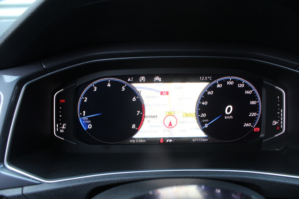 Volkswagen T-Roc 1.5 TSI 150pk Sport R Line NL-Auto NAP Clima Cruise Navi Camera Dig. Cockpit Keyless 18"LMV