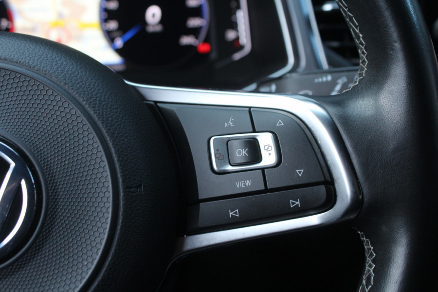 Volkswagen T-Roc 1.5 TSI 150pk Sport R Line NL-Auto NAP Clima Cruise Navi Camera Dig. Cockpit Keyless 18"LMV