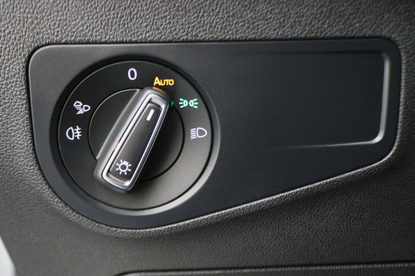 Volkswagen Tiguan 1.4 TSI eHybrid R-Line Business+ IQ-Light, Virtual Cockpit, ACC, Winterpakket, Apple Carplay, PDC, 20''