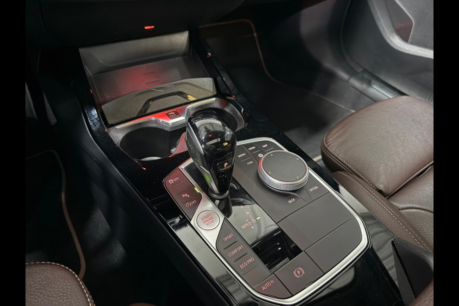 BMW 1-serie 118i HUD Led Keyless Memory leer