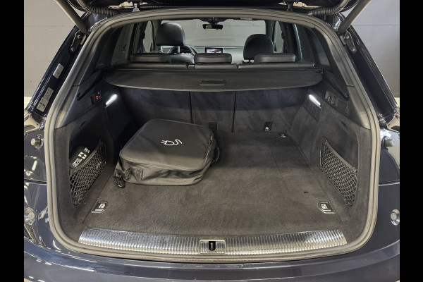 Audi Q5 55 TFSI e quattro Competition | 2x S-Line | Panoramadak | Wegkl. trekhaak | Ambianceverlichting | Adaptive cruise | Carplay | Camera