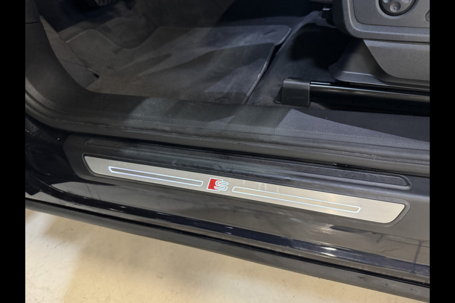 Audi Q5 55 TFSI e quattro Competition | 2x S-Line | Panoramadak | Wegkl. trekhaak | Ambianceverlichting | Adaptive cruise | Carplay | Camera