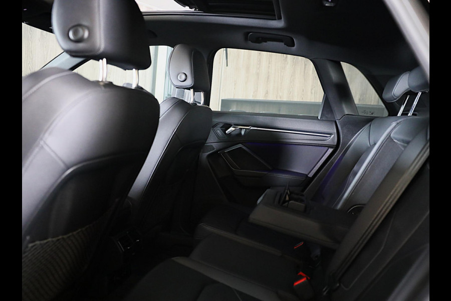 Audi Q3 45 TFSI e S Line Competition / SONOS / Memory / Camera / Lane Assist / Open Panoramadak / Led / Pdc / 21 Inch