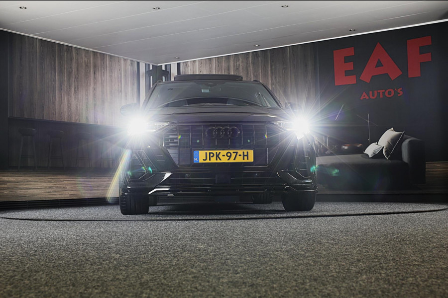 Audi Q3 45 TFSI e S Line Competition / SONOS / Memory / Camera / Lane Assist / Open Panoramadak / Led / Pdc / 21 Inch