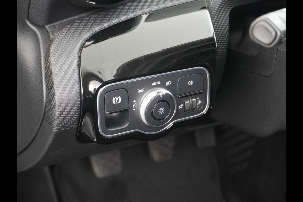 Mercedes-Benz A-Klasse 180 Navi Virtual-Cockpit Camera Ecc Cruise Control Pdc Keyless Stoelverwarming Regen-Lichtsensor Led Lmv Bluetooth
