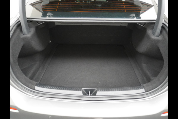 Mercedes-Benz A-Klasse 180 Navi Virtual-Cockpit Camera Ecc Cruise Control Pdc Keyless Stoelverwarming Regen-Lichtsensor Led Lmv Bluetooth