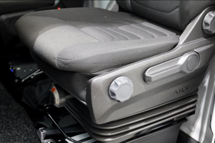 Iveco Daily 35S16 160pk HiMatic Automaat Bakwagen met laadklep en zijdeur 10-2022