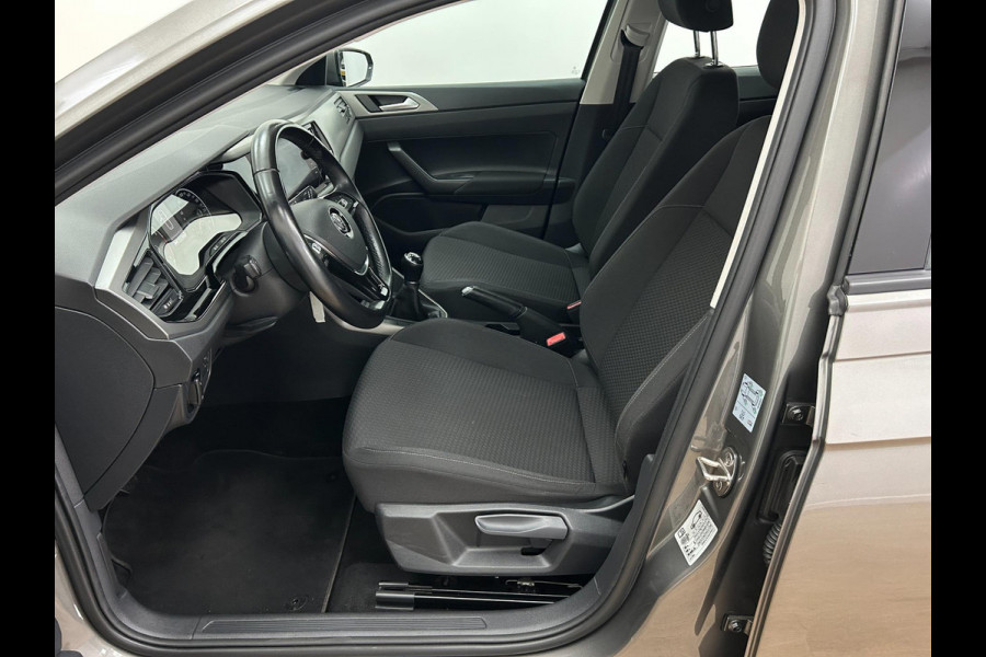 Volkswagen Polo Occasion 1.0 TSI Comfortline | Grijs | Tweedehands Volkswagen polo | Cruisecontrol | Airco | Carplay audio