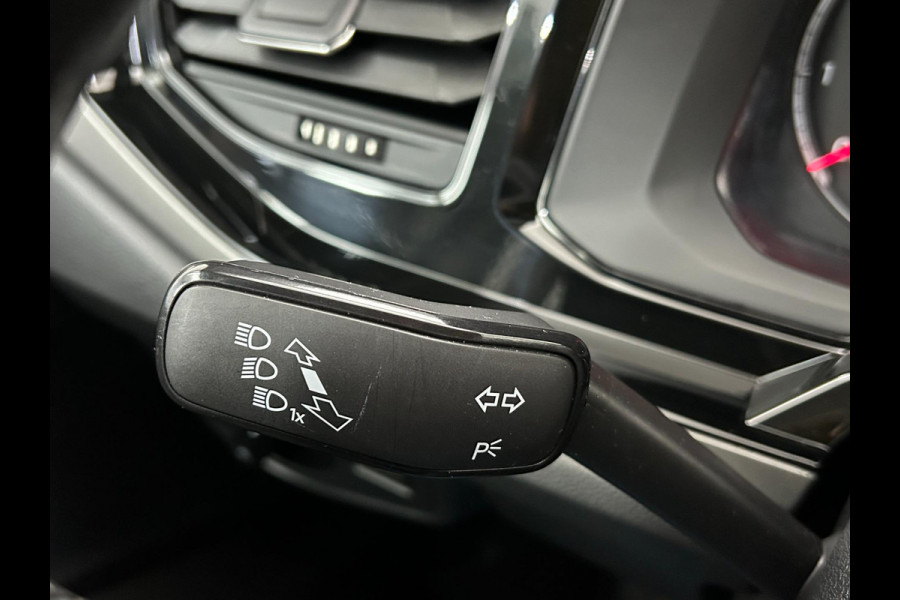 Volkswagen Polo Occasion 1.0 TSI Comfortline | Grijs | Tweedehands Volkswagen polo | Cruisecontrol | Airco | Carplay audio