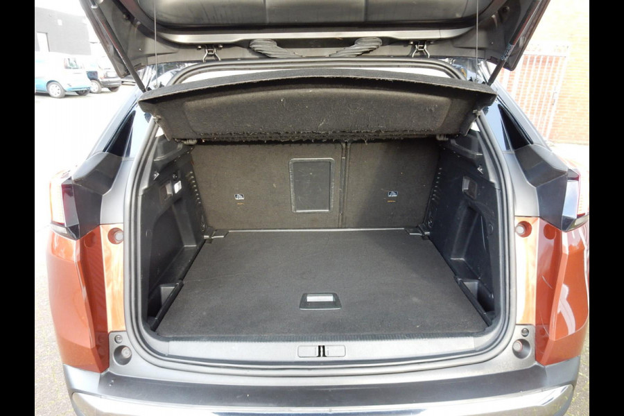Peugeot 3008 1.2 PURE TECH ALLURE*1/2 LEDER*PANODAK*NAVI*CAMERA*