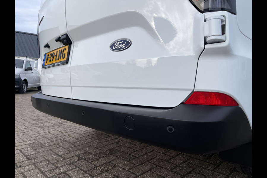 Ford Transit Custom 320 2.0 TDCI L2H1 Trend DC / NIEUW / BPM vrij / 5 persoons / direct leverbaar ! / originele Ford affabriek dubbel cabine / omvormer / dubbele schuifdeur