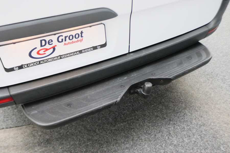 Mercedes-Benz Sprinter 317 CDI L2H2 Airco, Cruise, Chauffeursstoel, Camera, Rijstrooksensor, Trekhaak, DAB