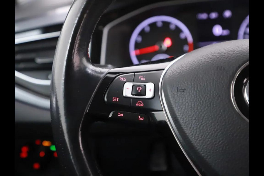 Volkswagen Polo 1.0 TSI R-line Clima Carplay ACC PDC NAP