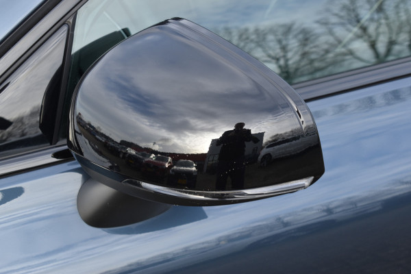 Volvo V60 T6 AWD 350PK Plug-in Hybrid Plus Dark | Trekhaak | H&K | 360 Camera| BLIS | ACC | Leder | Stuurverwarming