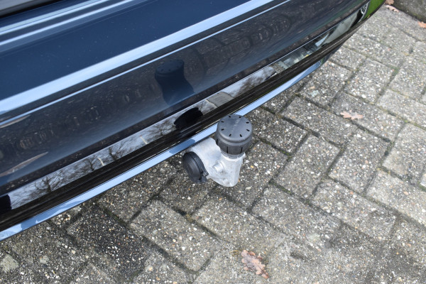 Volvo V60 T6 AWD 350PK Plug-in Hybrid Plus Dark | Trekhaak | H&K | 360 Camera| BLIS | ACC | Leder | Stuurverwarming