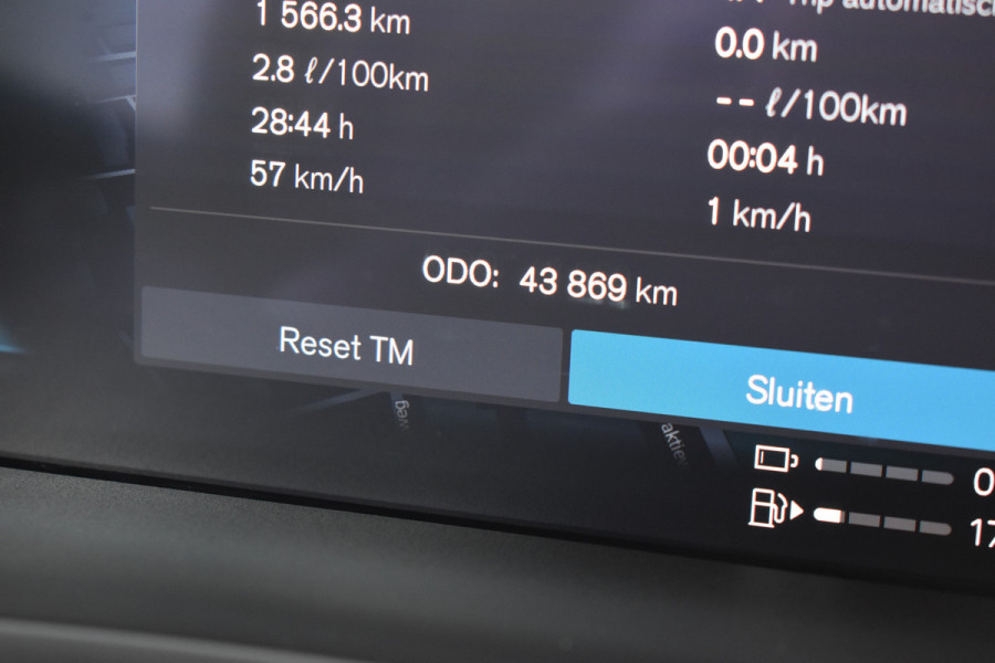 Volvo V60 T6 AWD 350PK Plug-in Hybrid Plus Dark | Trekhaak | H&K | 360 Camera| BLIS | ACC | Leder | Stuurverwarming