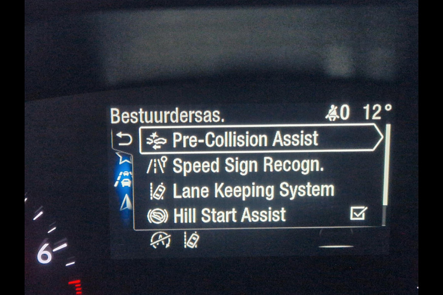 Ford FOCUS Wagon 1.0 EcoBoost Titanium Business | Dealeronderhouden! | 1e Eig | Trekhaak | AGR Stoelen | Full LED | Climate Control | Cruise Control |