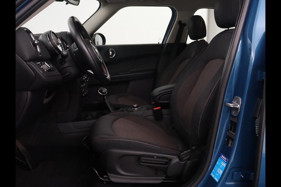 MINI Countryman 1.5 Cooper Chili | Automaat | Full LED | Navigatie | Parkeerhulp | Climate control | 17'' | Bluetooth | Cruise control