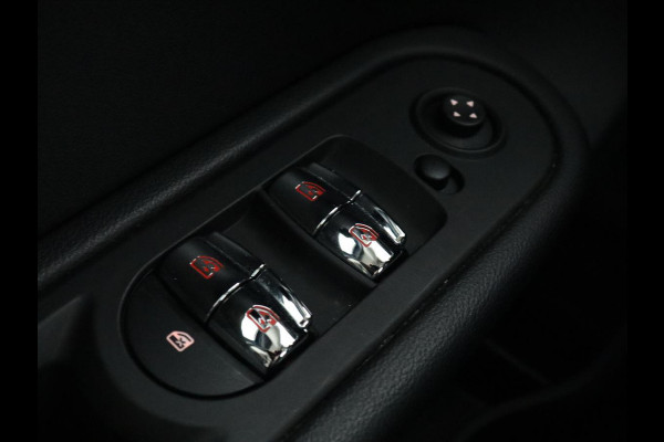 MINI Countryman 1.5 Cooper Chili | Automaat | Full LED | Navigatie | Parkeerhulp | Climate control | 17'' | Bluetooth | Cruise control