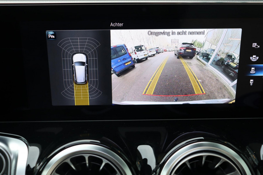 Mercedes-Benz Glb 200 Bus.Sol. Luxury org.NL el.trekhaak schuifdak leer+vw camera parkeerhulp