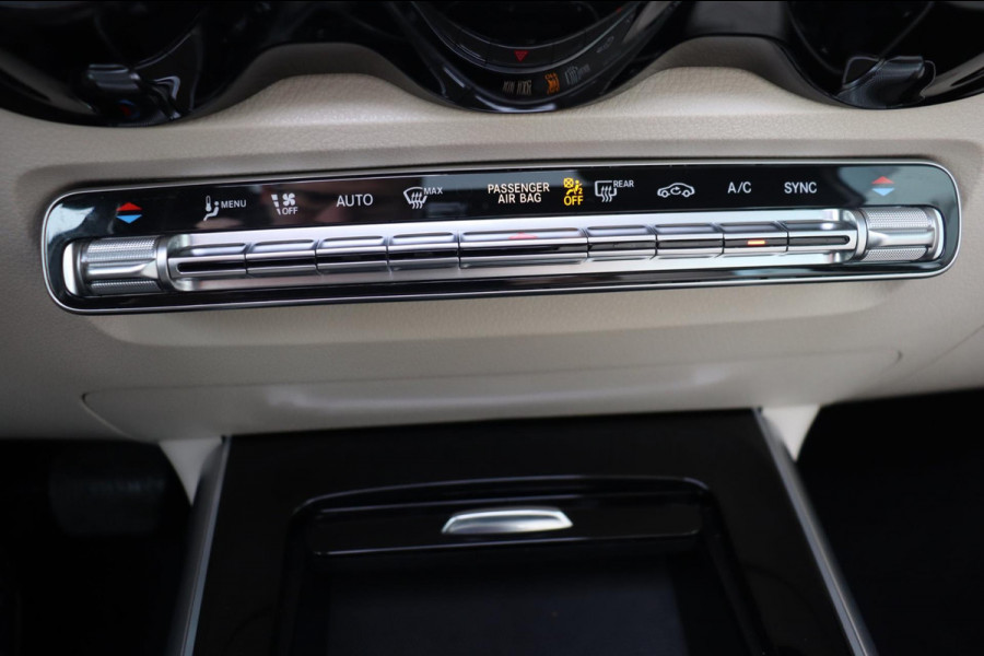 Mercedes-Benz Glb 200 Bus.Sol. Luxury org.NL el.trekhaak schuifdak leer+vw camera parkeerhulp