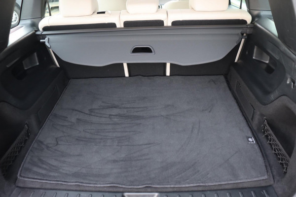 Mercedes-Benz Glb 200 Bus.Sol. Luxury org.NL el.trekhaak schuifdak leer+vw camera parkeerhulp