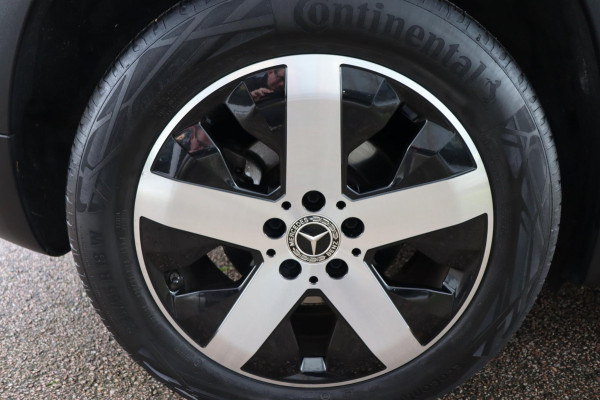 Mercedes-Benz Glb 200 Bus.Sol. Luxury org.NL el.trekhaak schuifdak leer+vw camera parkeerhulp