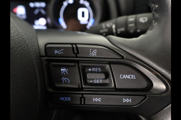 Toyota Yaris 1.5 Hybrid Dynamic | Dealer onderhouden | | Apple Carplay & AndroidAUTO | Camera | Adapt.Cruise Control