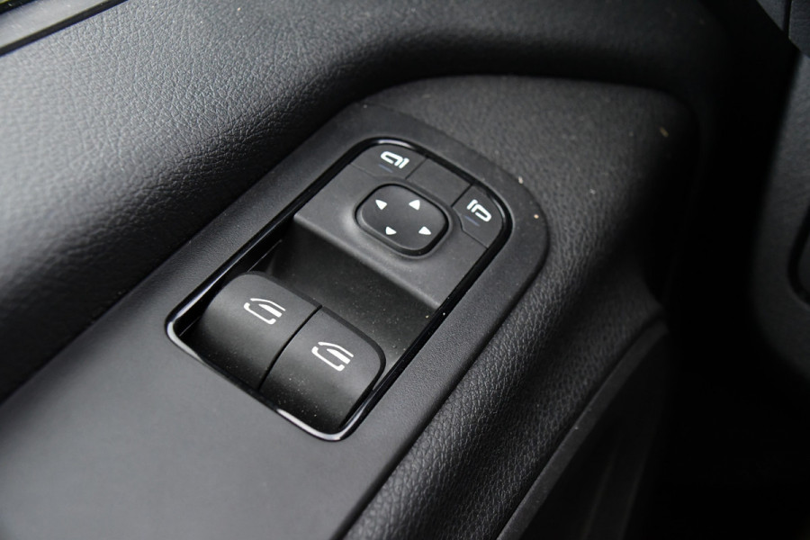 Mercedes-Benz Sprinter 317 1.9 CDI L2H2 RWD AMG Edition Camera, Cruise, Carplay, 170pk, Mistlampen, Multimedia, Automaat, Uniek!