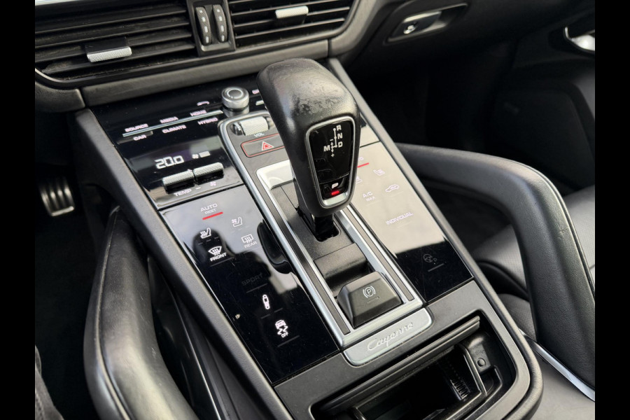 Porsche Cayenne 4.0 Turbo S E-Hybrid 680 PK | Keramische Remmen | Panoramadak | Head-Up Display | 360* Camera | Carbon | Elektrische Trekhaak |