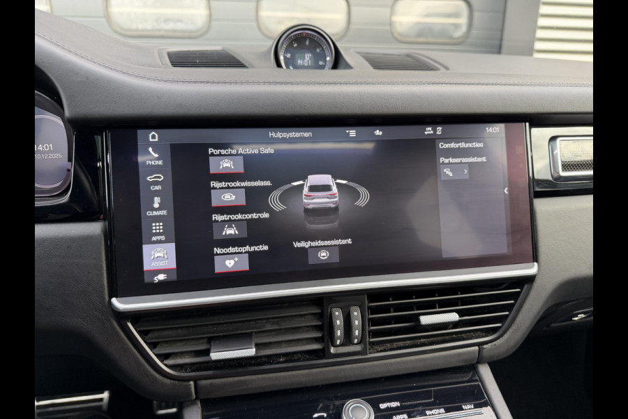 Porsche Cayenne 4.0 Turbo S E-Hybrid 680 PK | Keramische Remmen | Panoramadak | Head-Up Display | 360* Camera | Carbon | Elektrische Trekhaak |