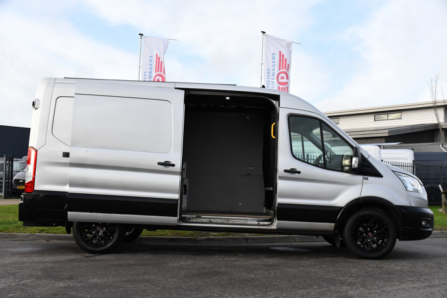 Ford Transit 350 2.0 TDCI L3H2 Raptor Edition Camera, Cruise, Carplay, 170pk, Trekhaak, Multimedia, Sensoren, Uniek!