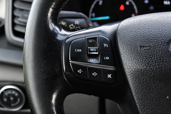 Ford Transit 350 2.0 TDCI L3H2 Raptor Edition Camera, Cruise, Carplay, 170pk, Trekhaak, Multimedia, Sensoren, Uniek!