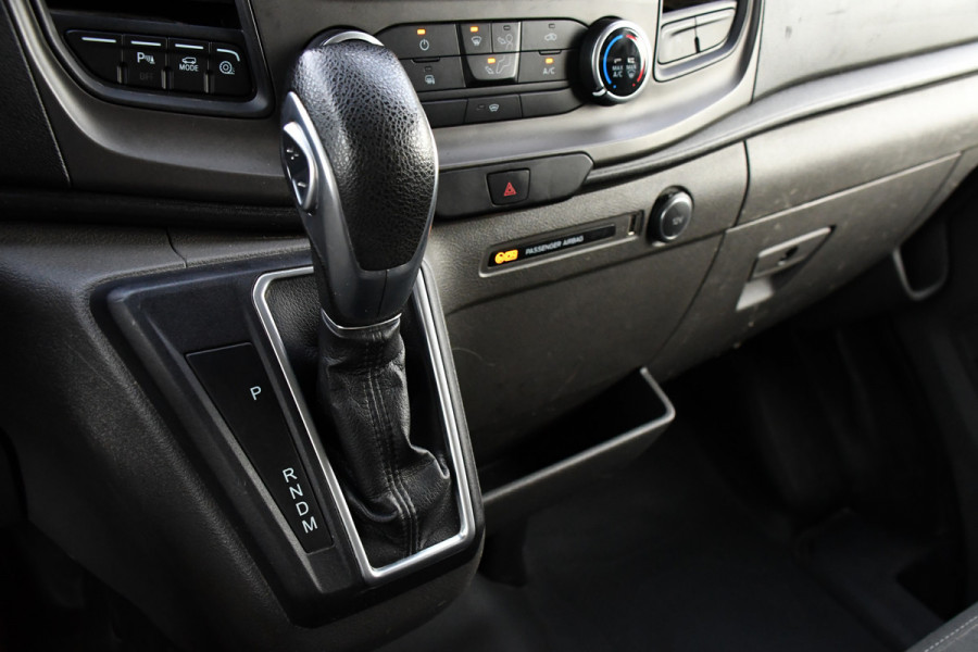 Ford Transit 350 2.0 TDCI L3H2 Raptor Edition Camera, Cruise, Carplay, 170pk, Trekhaak, Multimedia, Sensoren, Uniek!