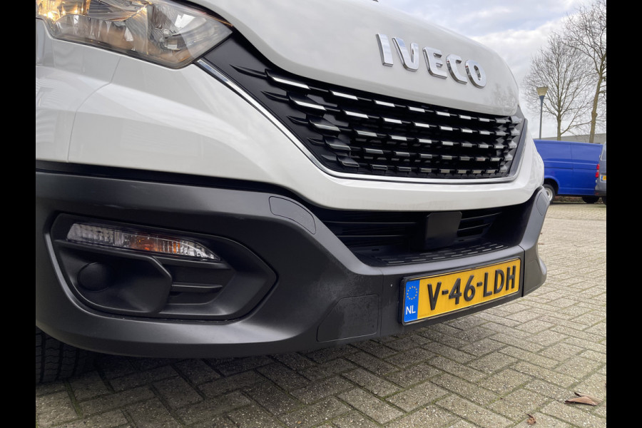 Iveco Daily 35S14V 2.3 410 L4H2 Himatic automaat / vaste prijs rijklaar € 23.950 ex btw / lease vanaf € 391 / euro 6 / laadruimte 470 cm lang / trekhaak 3500 kg !